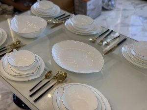 Dinner Set 26 Pcs (Leaf Shape)